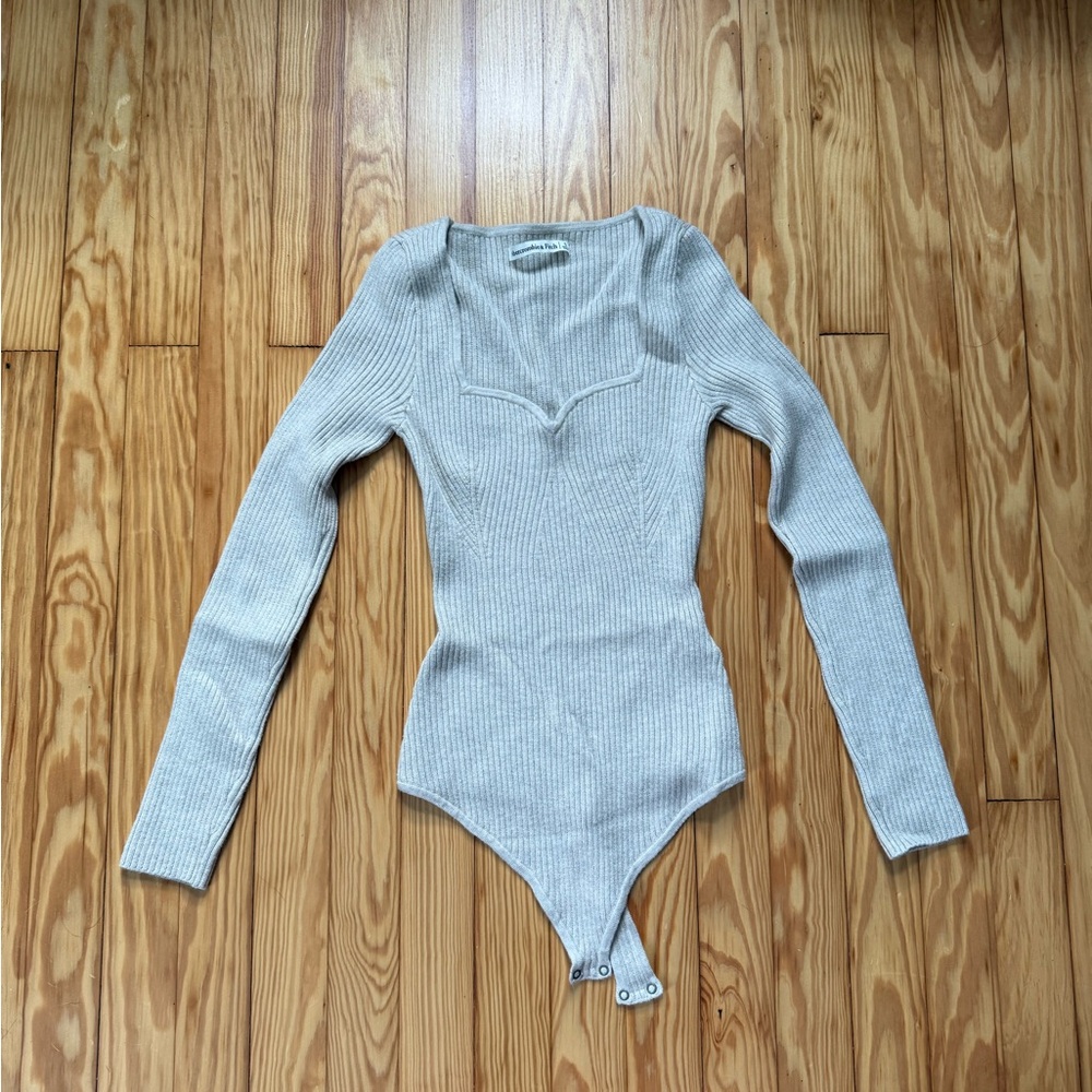 Abercrombie & Fitch Light Gray Sweater Bodysuit
